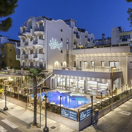 Royal Boutique Hotel Riccione Exteriör bild