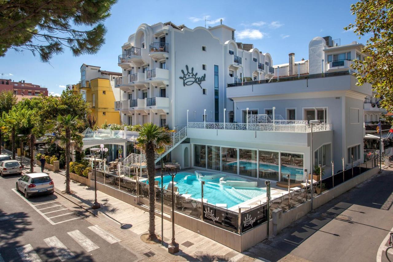 Royal Boutique Hotel Riccione Exteriör bild